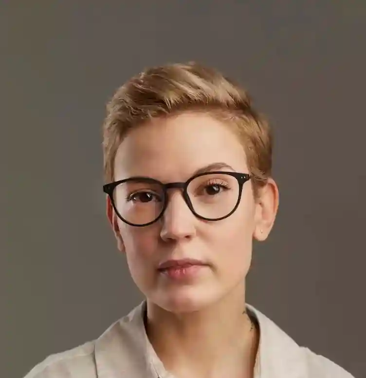 Profile picture of Sara Kim, Growth Lead at an avatar tool startup